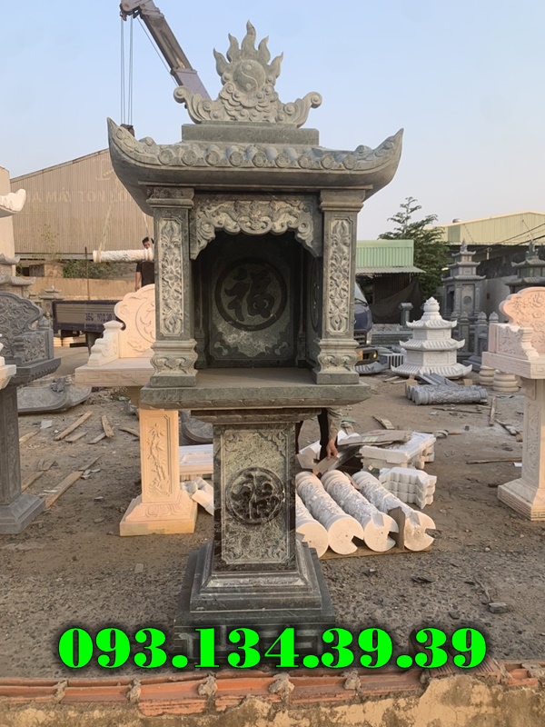 39-mẫu bàn thờ thiên đá nguyên khối đẹp trước nhà
