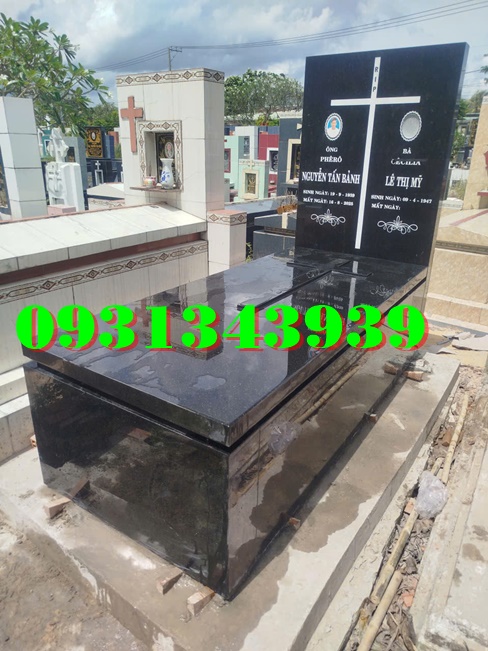 Lăng mộ đá công giáo, mộ đá công giáo