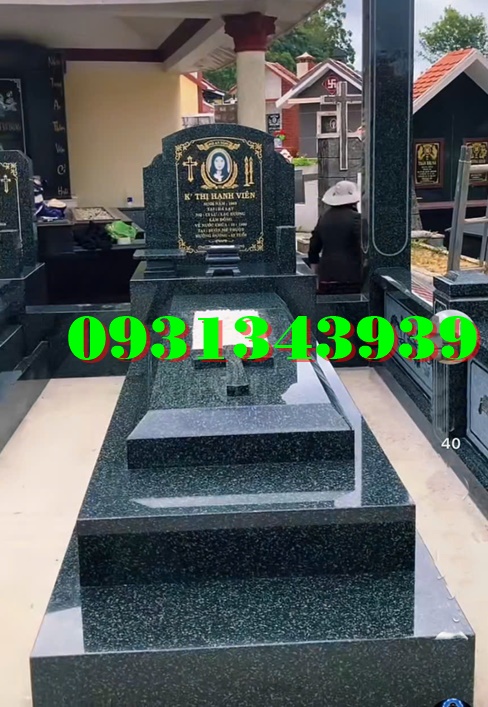 Lăng mộ đá công giáo, mộ đá công giáo