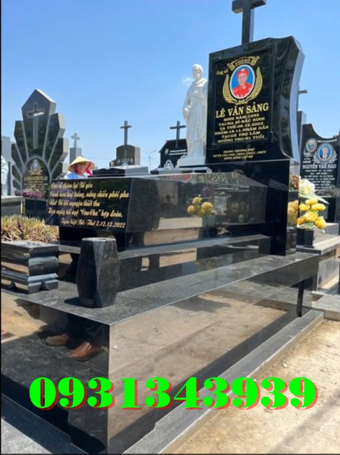 24 Mộ Công Giáo Bằng Đá Hoa Cương Đẹp Bán Tại Sóc Trăng