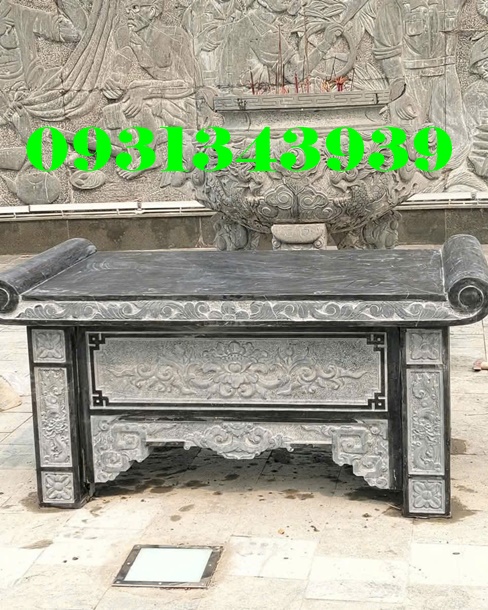 Lắp Đặt Bàn Lễ Đá Tại Nghĩa Trang Đường Sắt Ngày 17-3-1982