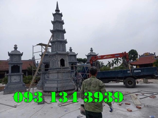Tháp mộ đẹp cất tro cốt hay còn gọi là Tôn sư tháp.