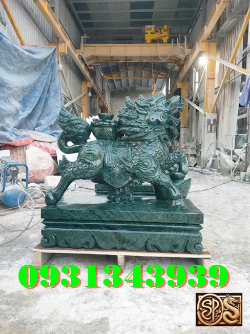 4 Lý Do Nên Đặt Tượng Kỳ Lân Đá Trước Cổng Nhà